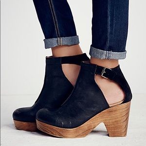 Amber Orchard Clogs - Free People size 38